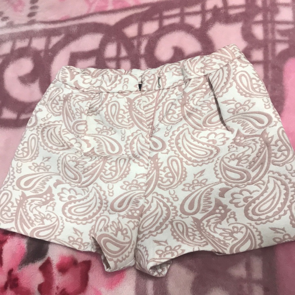 Child large Victoria Beckham shorts